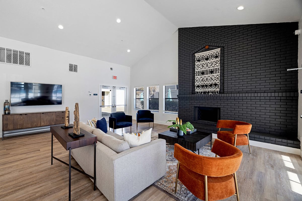 Hilltop Commons Apartments